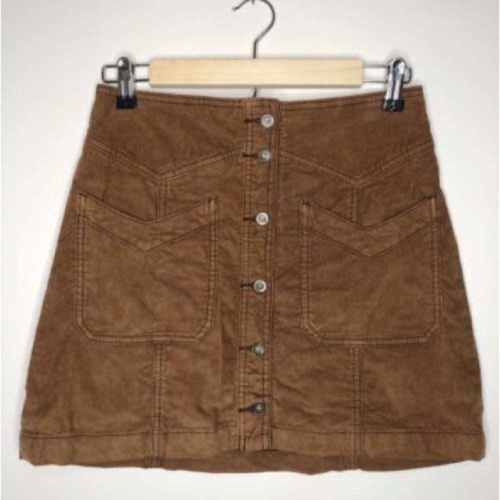 Free People skirt size 4 / brown button up corduroy, lined with cotton